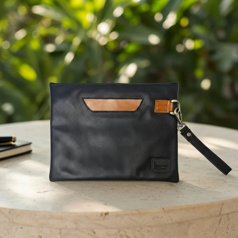 wmremove-transformed_a076ed5c-3446-47c2-818e-c3809c24e836 Noir Signature(PU Leather) - Image 1